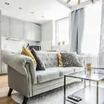 Przytulny Apartament Blisko Starowki