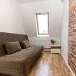 Oliva Park Rentyear Apartments
