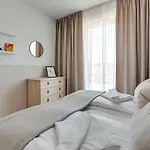 Wave Apartments - Olivia Park