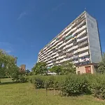 Reagan Park Apartament