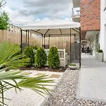 Apartment & Garden In The Old Town