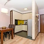 Bryza Rentyear Apartments