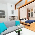 Apartments Old Town Zlotnikow By Renters