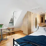 Elite Apartments Rooftop With A View Of The Old Town