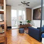 Grand-Tourist Apartment - Gold