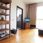 Grand-Tourist Apartment - Gold