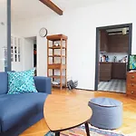 Grand-Tourist Apartment - Gold