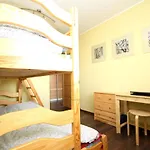 Rent A Flat Apartments - Obroncow Wybrzeza St.