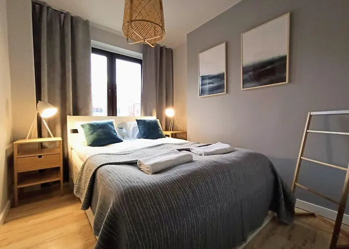 Comfy Apartments - Old Town Marine