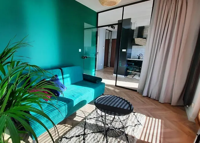 Trident Apartment I