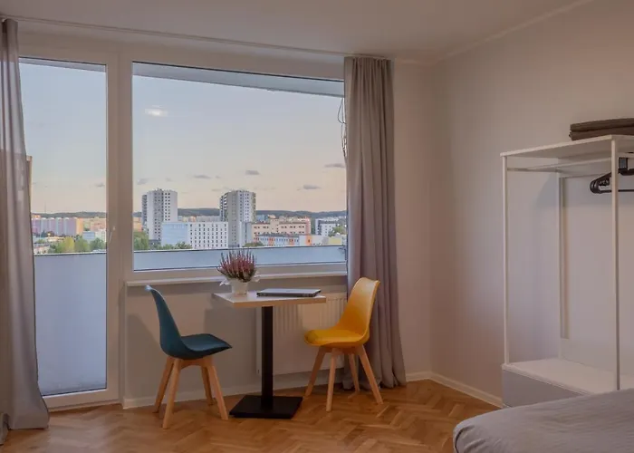 Initium Rooms - Pokoje Na Wynajem - Obroncow Wybrzeza 4D