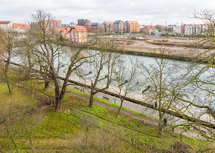River-Room Apartments