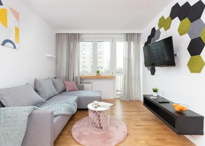 Pomorska Apartament Przy Parku Reagana By Renters