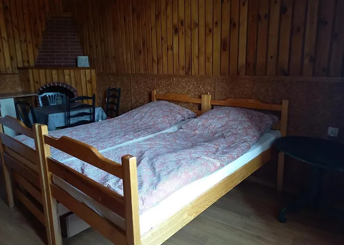 Pokoj 4 Osobowy W Centrum Gdanska Z Aneksem Kuchennym Rooms To Let