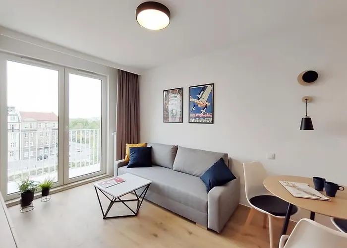 Young City Apartment In Gdansk Center