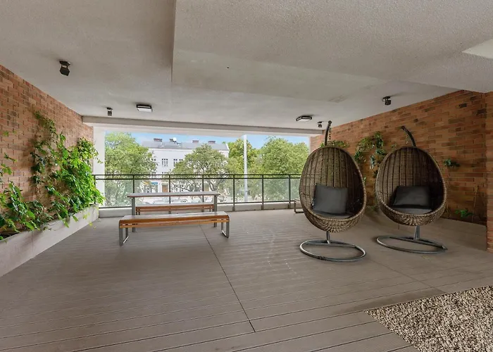 City Center Garden Gates Boutique By Downtown Apartments