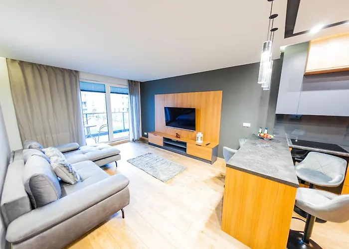 Euro Riverside Luxury Apartment 2