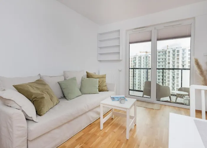 Stadion Apartment With Parking By Noclegi Renters