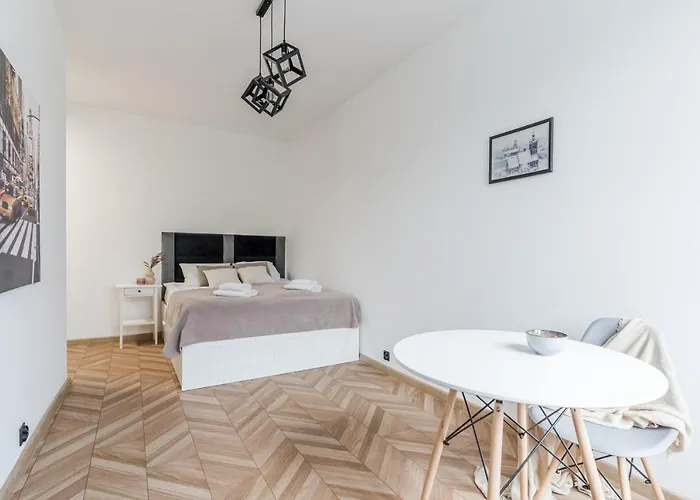 Flatbook - Old Town Apartments Ogarna