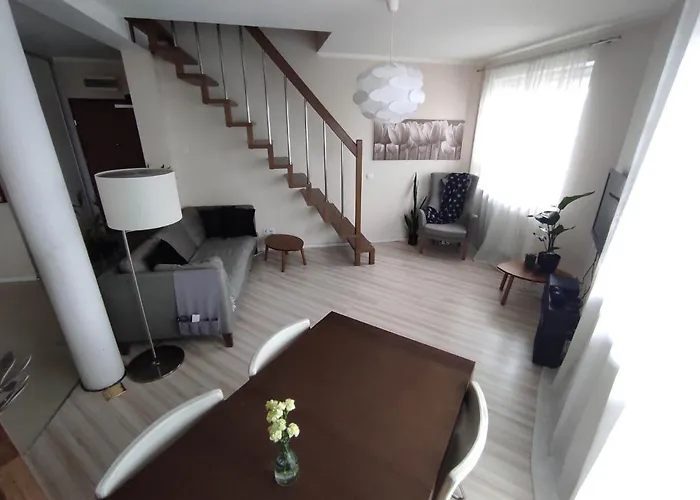 Apartament Z 3 Sypialniami - Parking Bezplatny