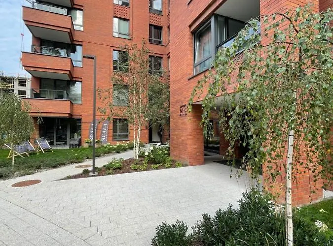 Garden Apartment In Scala