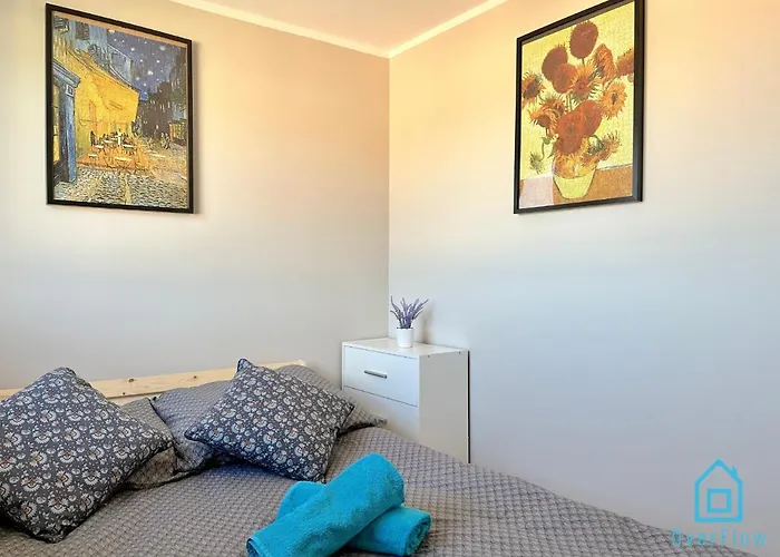 Van Gogh Room