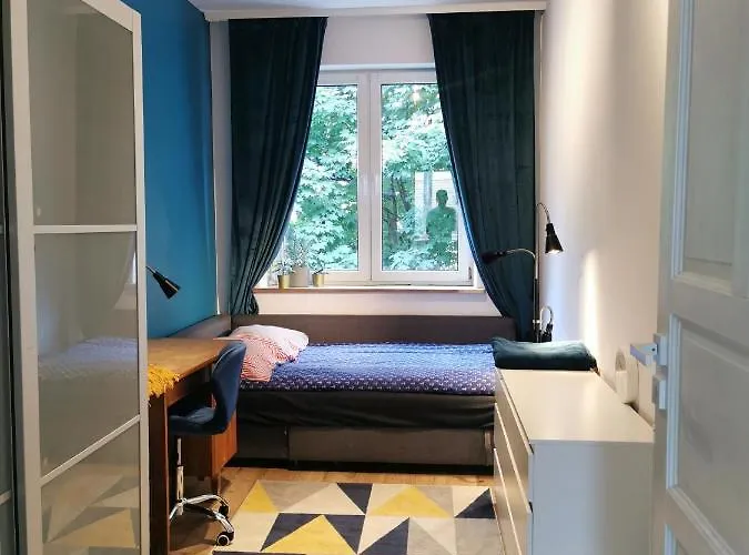 Comfortable Apartment Close To The Center And Sea