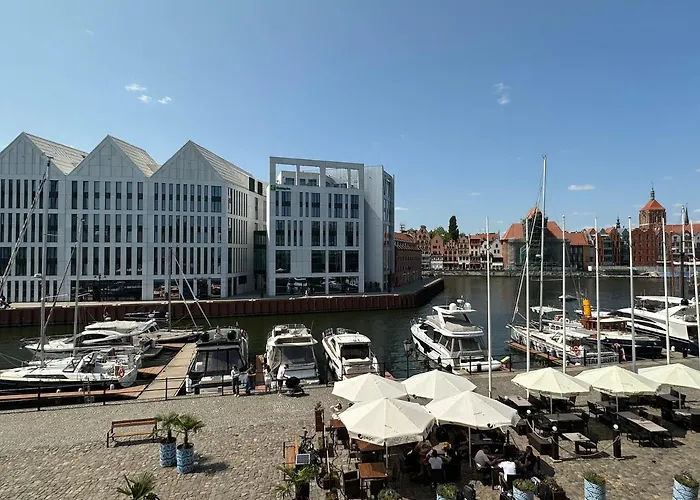 Marina Apartment Blanco