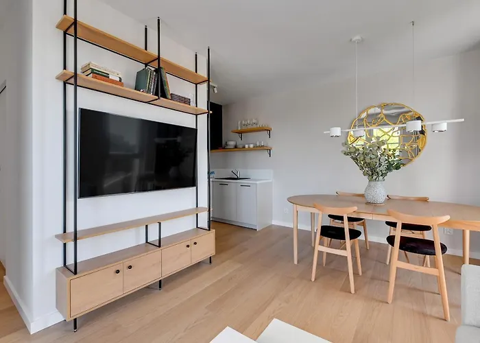 Luxury Aura 40 - 5 By Grand Apartments