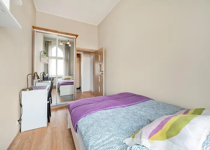 Apartment In City Center