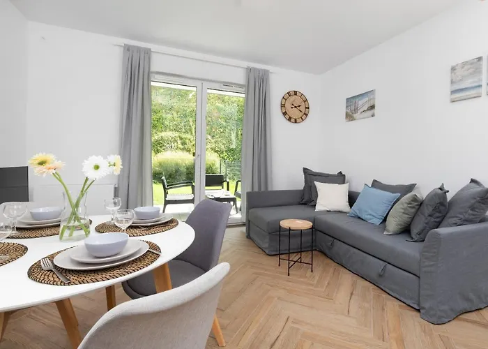 Mlyny Gdanskie Apartment With Terrace, Gym & Playground By Renters