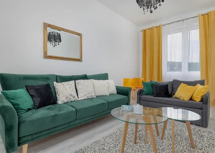 Spacious Apartment Grunwaldzka 77 Wrzeszcz By Renters