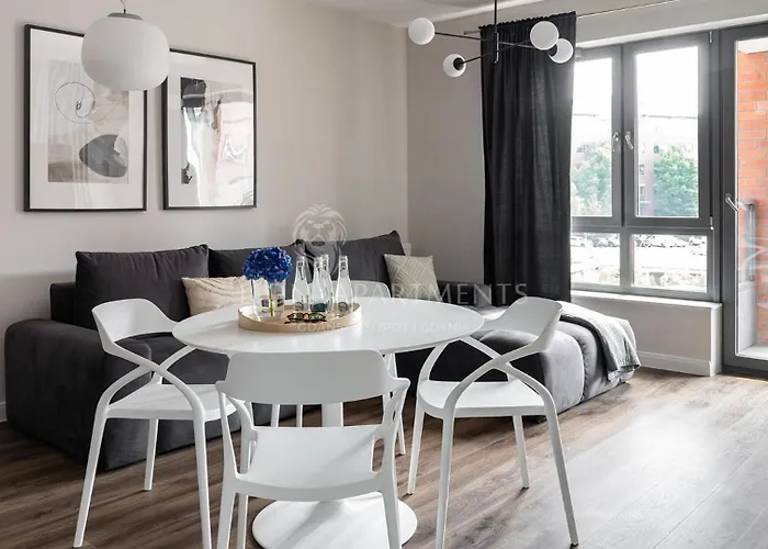 Lion Apartments - Scala City Center Apartments&Parking Iib