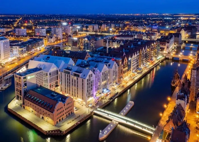 Baltic Riviera Apartments - Luxurious Apartment With Patio And River View