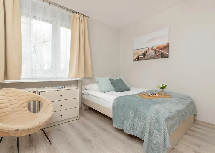 Cosy Apartment With Balcony In Gdansk By Noclegi Renters