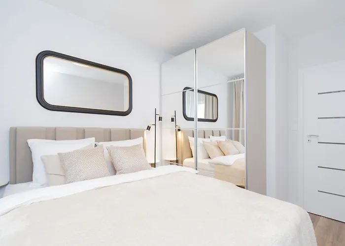 Glow Apartments, Letnica - Apartamenty Bursztynowa Zatoka&Przystan Letnica