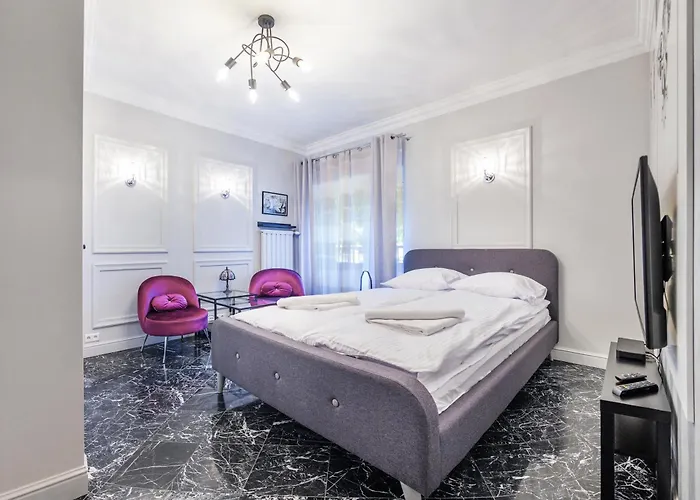 Oldtown City Center Apartment