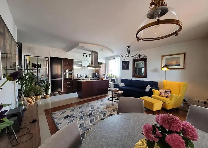 Orange Water Apartment