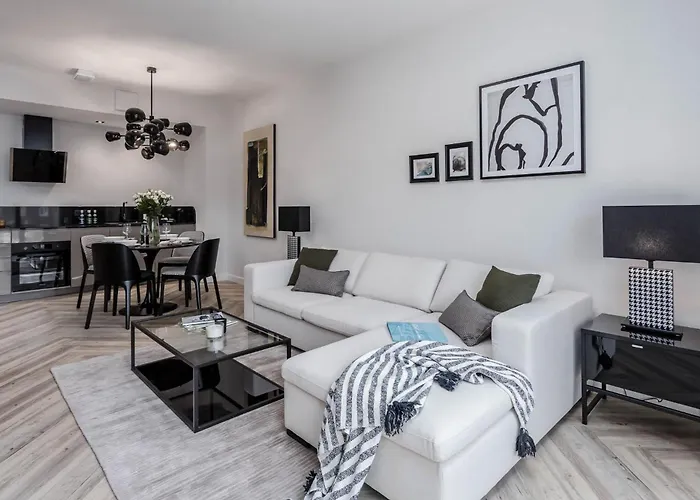 Deo Plaza - Apartamenty W Sercu Gdanska By Rent Like Home
