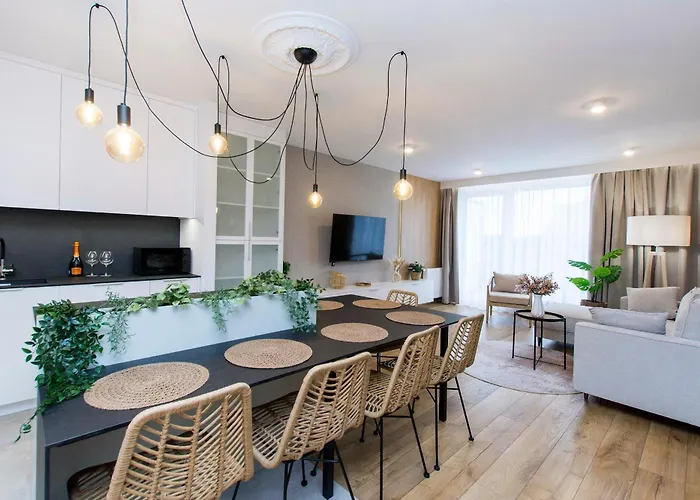 Seaside Chill Apartment Letnica