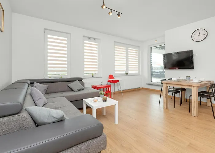 Apartament Sloneczny Balkon Z Parkingiem By Noclegi Renters