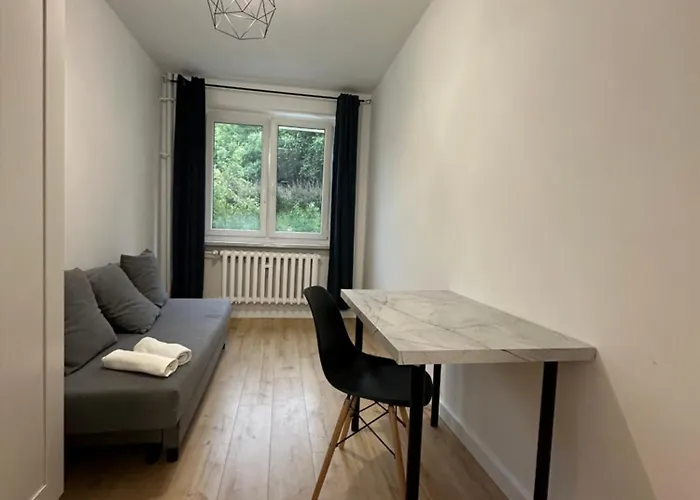 Rooms4Less