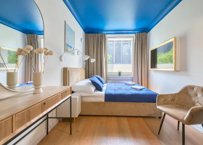 3 City Apartments - Green Island