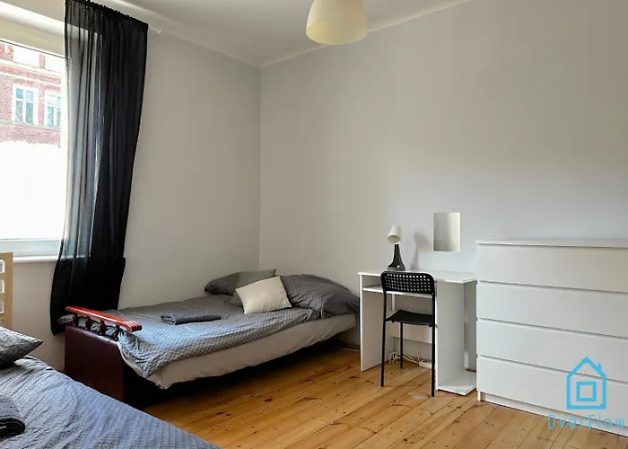 Trio Room