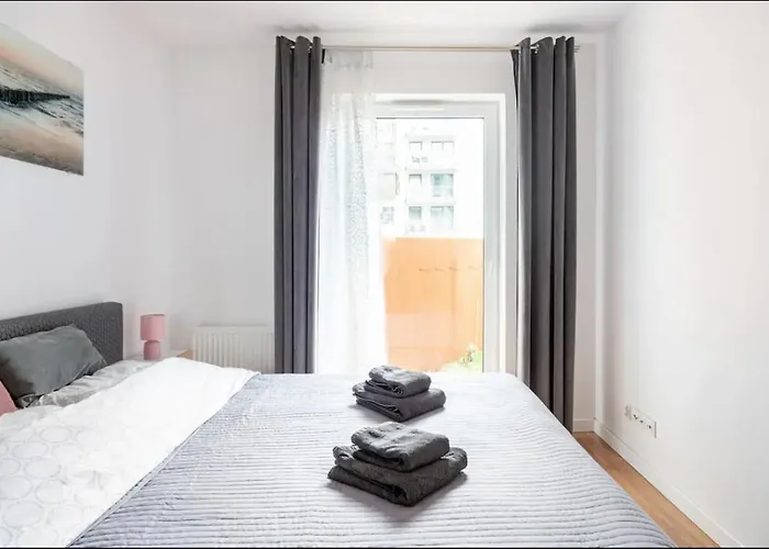 Micasaessucasa With Free Parking!