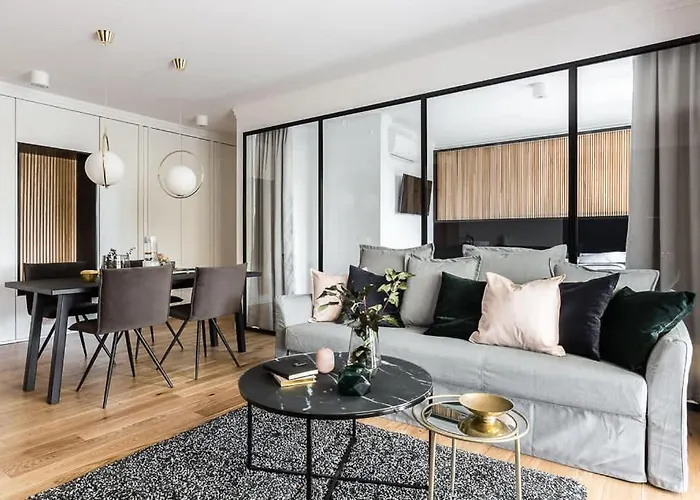Elegancki I Stylowy Apartament W Gdansku Z Klimatyzacja, Wanna I Parkingiem By Noclegi Renters