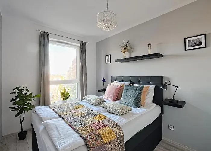 Urban Nest Group - Walowa 25C