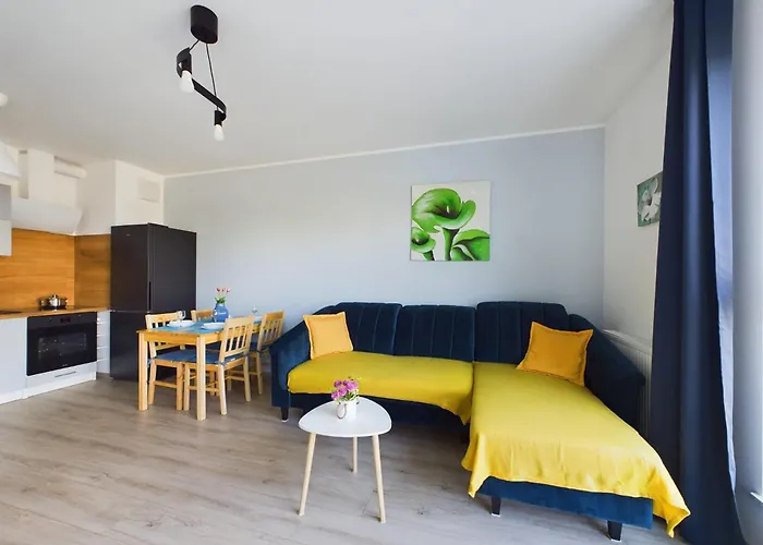 Modern & Bright Apartment Braminskiego With Parking And Balcony By Noclegi Renters