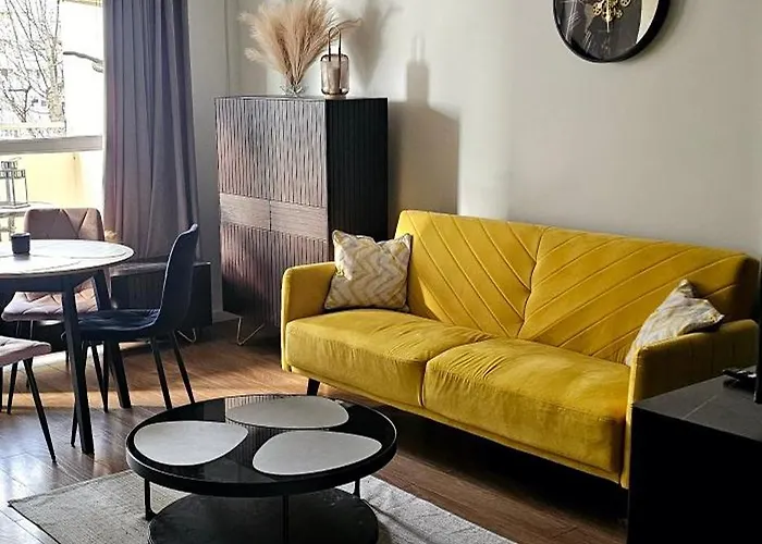 Baltic Shore Apartment - Close To Beach & Parking