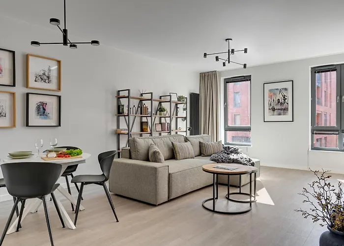 Scala 60H City Center Premium Apartments With Parking By Lion Apartments